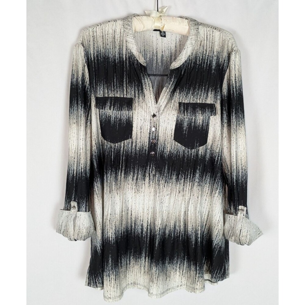 Cocomo Black Cream Abstract Ikat Stripe Roll Tab Sleeve Henley Blouse Size XL